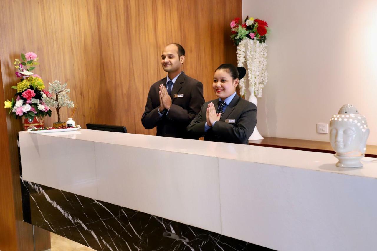 Quality Inn Patria Suites, Rajkot Luaran gambar